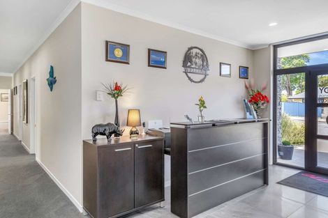 Photo of property in 71 Hokonui Drive, Gore, 9710