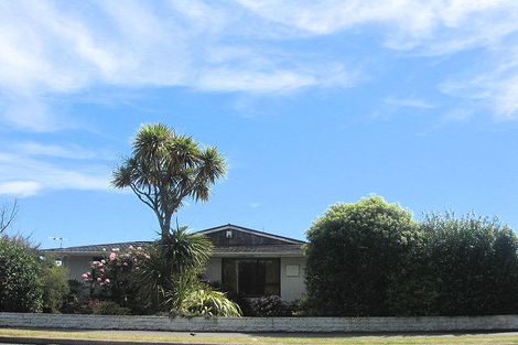 Photo of property in 1/126 Lake Terrace Road, Burwood, Christchurch, 8061