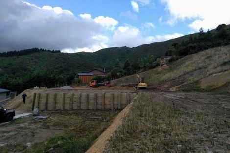 Photo of property in 52 Ruthven Road, Wainuiomata, Lower Hutt, 5014