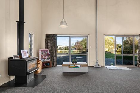 Photo of property in 32 Bell Street, Otane, 4202