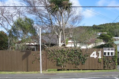 Photo of property in 41a Parkvale Road, Karori, Wellington, 6012