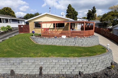 Photo of property in 8 Thode Place, Nawton, Hamilton, 3200