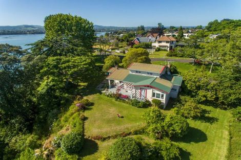 Photo of property in 1 Eleventh Avenue, Tauranga, 3110