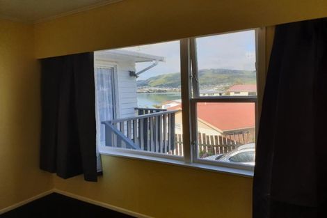 Photo of property in 4 Inlet View, Titahi Bay, Porirua, 5022