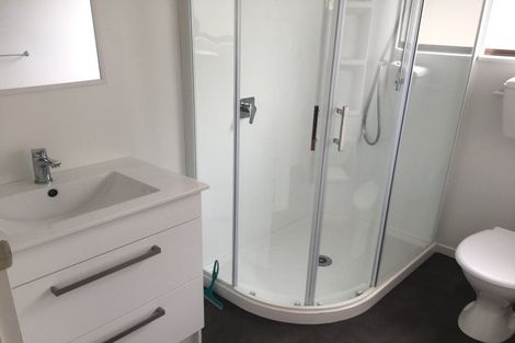 Photo of property in 11a Cradock Street, South New Brighton, Christchurch, 8062