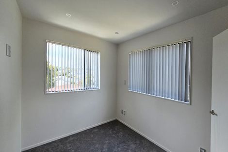 Photo of property in 8a Nield Road, Manurewa, Auckland, 2102