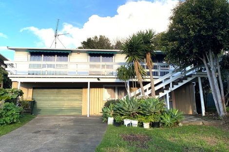 Photo of property in 43 Cheriton Road, Mellons Bay, Auckland, 2014