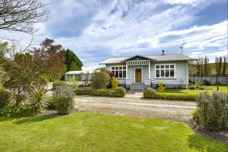 Photo of property in 137 Swamp Road, Fernhill, Napier, 4183