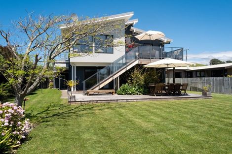 Photo of property in 68 Harper Road, Waimarama, Havelock North, 4294