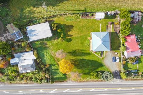 Photo of property in 25 Main Road, Maheno, Oamaru, 9495