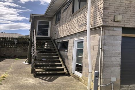 Photo of property in 20 Christmas Road, Manurewa, Auckland, 2102