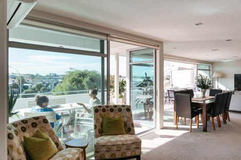 Photo of property in Palm Cove Apartments, 302/6 Tawa Street, Mount Maunganui, 3116