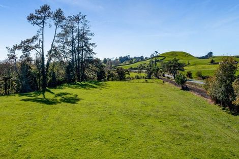 Photo of property in 1284 Mountain Road, Inglewood, 4389