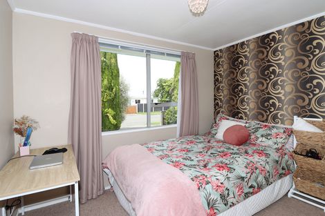 Photo of property in 22 Kupe Drive, Carterton, 5713