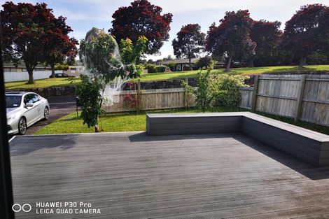 Photo of property in 3/35 Highland Park Drive, Highland Park, Auckland, 2010