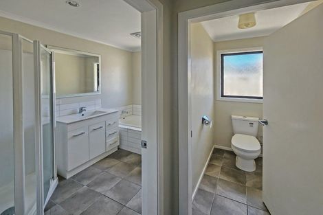 Photo of property in 9a George Street, Stokes Valley, Lower Hutt, 5019