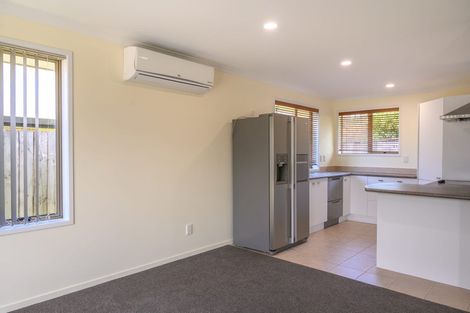 Photo of property in 14 Greig Place, Pukekohe, 2120