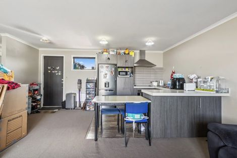 Photo of property in 9/102 Old Farm Road, Hamilton East, Hamilton, 3216