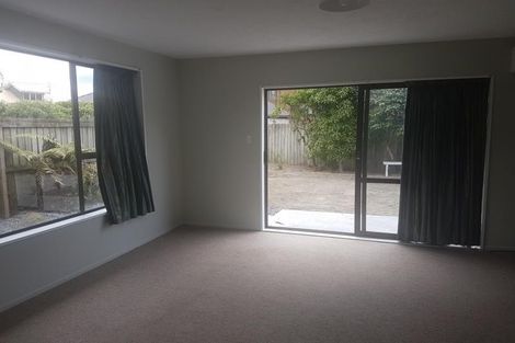 Photo of property in 2/63 Waratah Street, Avondale, Christchurch, 8061