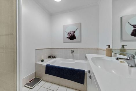 Photo of property in 129 Guys Road, East Tamaki, Auckland, 2013