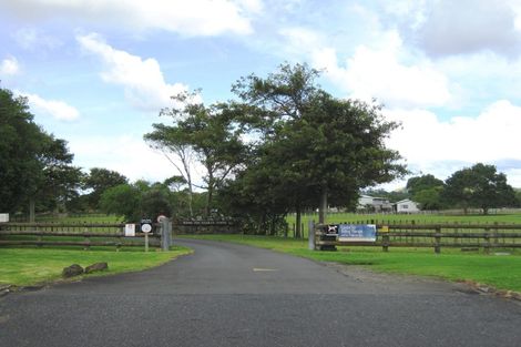 Photo of property in 62 Wellesley Road, Mangere Bridge, Auckland, 2022