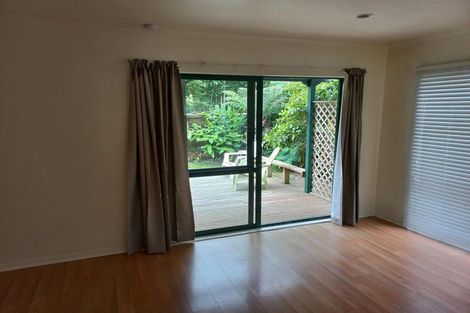 Photo of property in 5 Macnay Way, Murrays Bay, Auckland, 0630