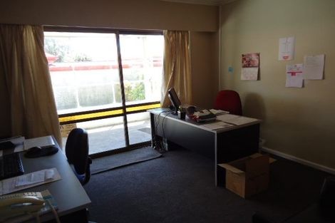 Photo of property in 40 Division Street, Riccarton, Christchurch, 8041