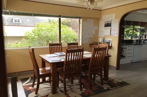 Photo of property in 9 Gilbass Avenue, Hamilton Lake, Hamilton, 3204