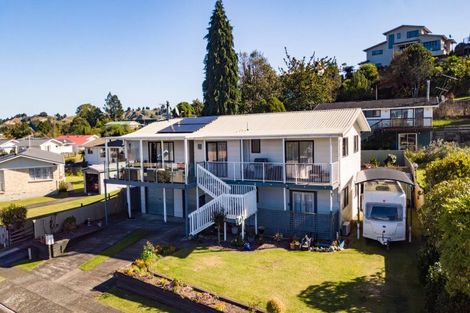 Photo of property in 28 House Avenue, Taumarunui, 3920