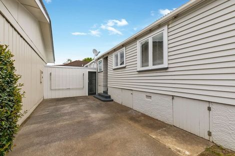 Photo of property in 1/56 East Street, Papakura, 2110