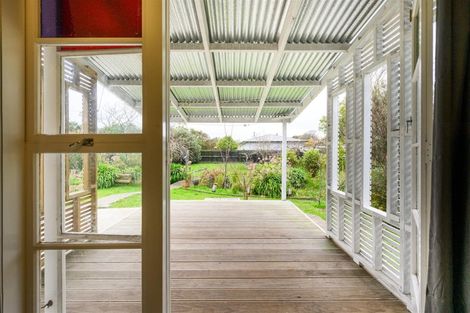 Photo of property in 32 Follett Street, Marton, 4710