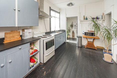 Photo of property in 32 Abbot Street, Gonville, Whanganui, 4501