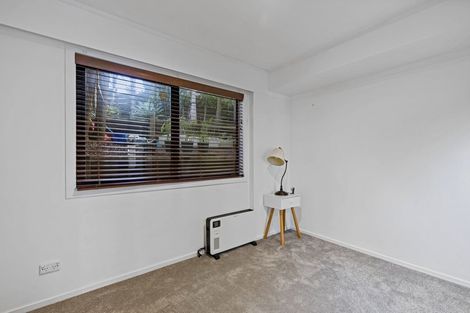 Photo of property in 61 John Dee Crescent, Red Beach, 0932