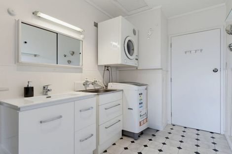 Photo of property in 13 Fifth Avenue, Avenues, Whangarei, 0110