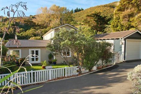 Photo of property in 19 Airlie Street, Glenduan, Nelson, 7071