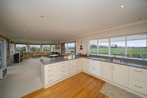 Photo of property in 281 Waihi Road, Hawera, 4673