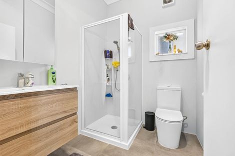 Photo of property in 1/6 Sundown Avenue, Manly, Whangaparaoa, 0930