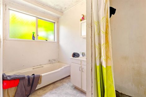 Photo of property in 1/55 Gallony Avenue, Massey, Auckland, 0614