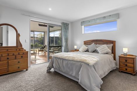 Photo of property in 22 Sequoia Way, Rangiora, 7400