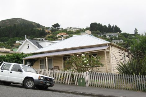 Photo of property in 8 Voelas Road, Lyttelton, 8082