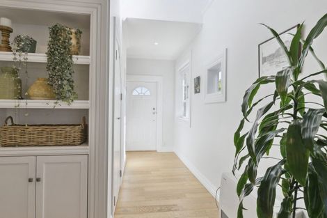 Photo of property in 40 Aparima Avenue, Miramar, Wellington, 6022