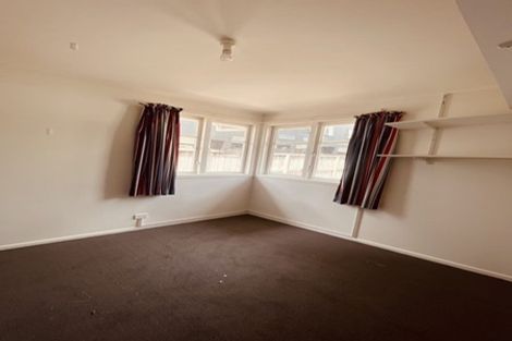 Photo of property in 49 Neil Avenue, Te Atatu Peninsula, Auckland, 0610