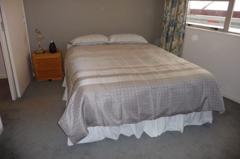 Photo of property in Stadium Garden Flats, 211/107 Thorndon Quay, Pipitea, Wellington, 6011