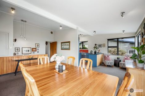 Photo of property in 30 Pekanga Road, Normandale, Lower Hutt, 5010