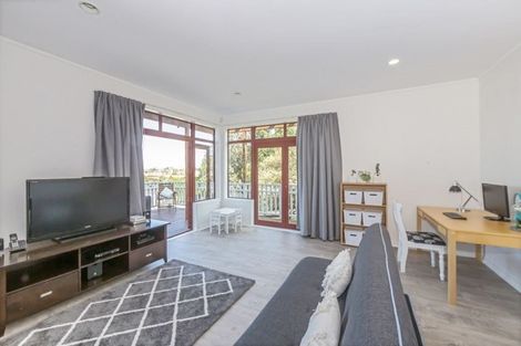 Photo of property in 18 Castaway Place, Gulf Harbour, Whangaparaoa, 0930