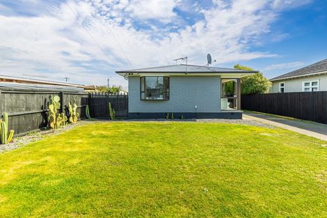 Photo of property in 330 Keyes Road, New Brighton, Christchurch, 8083