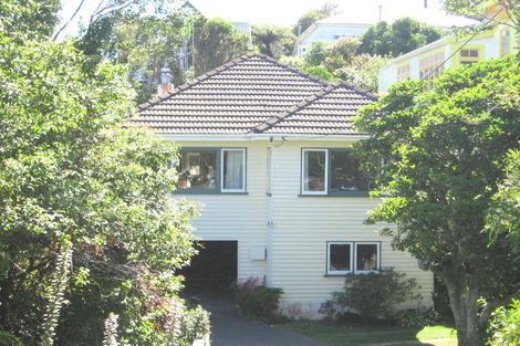 Photo of property in 6 West Road, Northland, Wellington, 6012