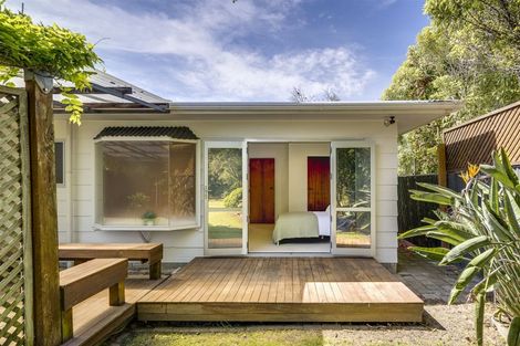 Photo of property in 3 Redwood Place, Te Awanga, 4102