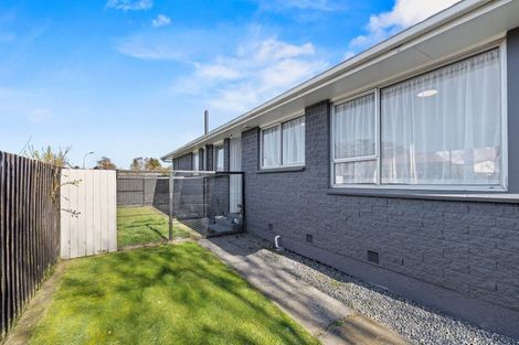 Photo of property in 21 Besant Place, Avondale, Christchurch, 8061