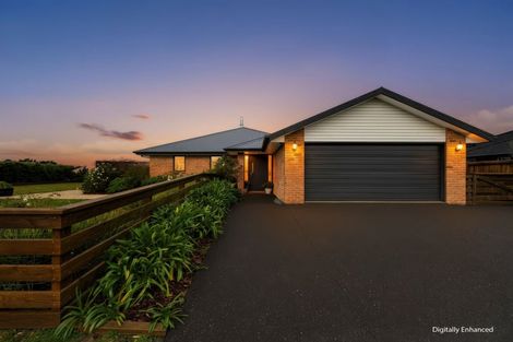 Photo of property in 2/3 Loe Place, Amberley, 7410